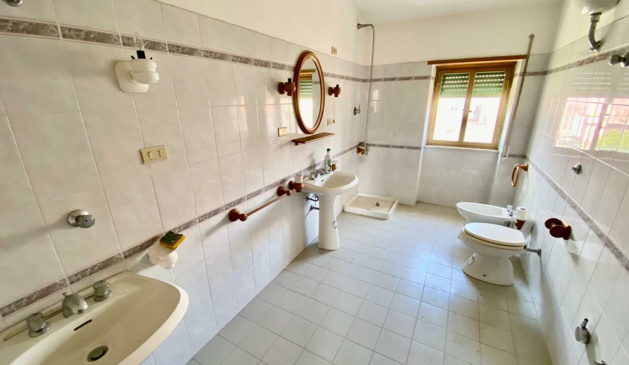 WhatsApp Image 2025-04-14 at 17.37.40(13)