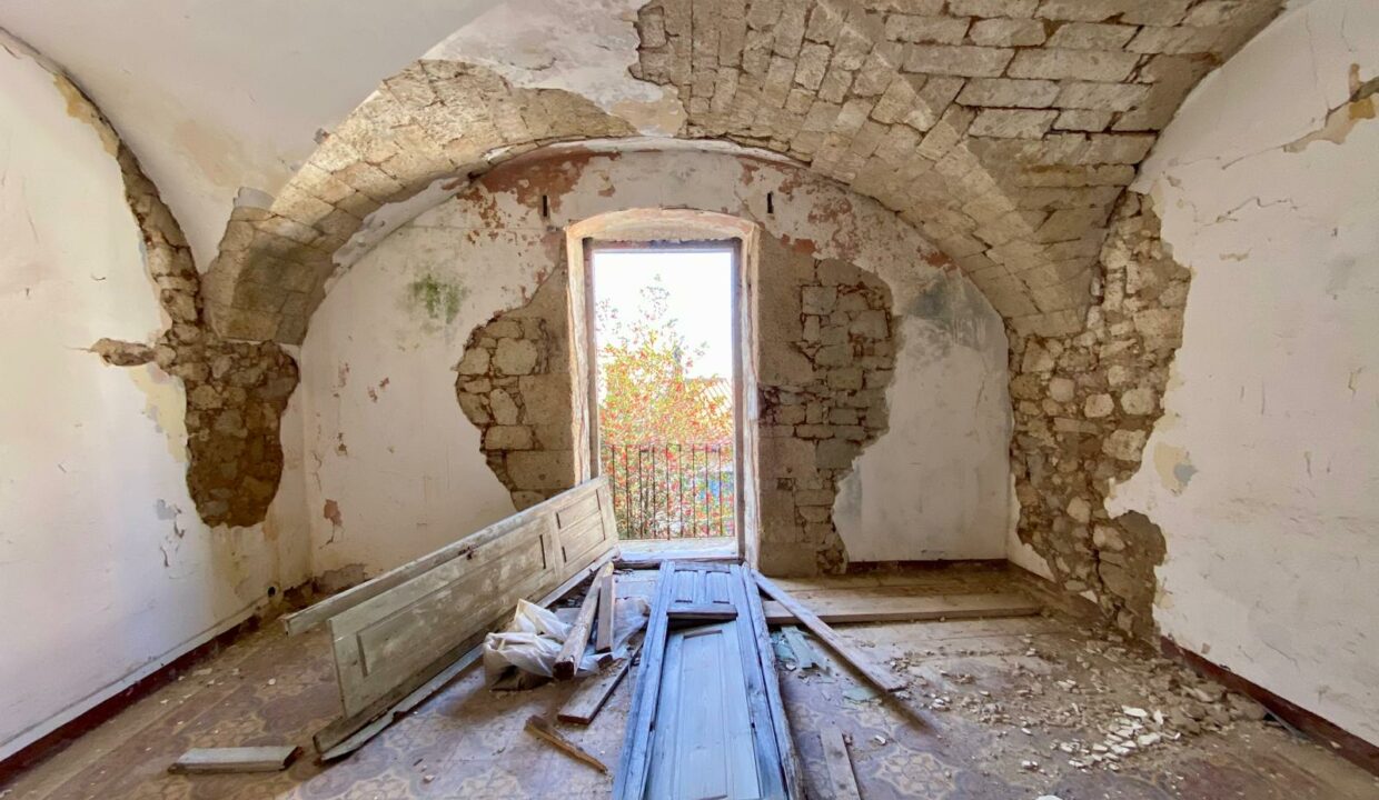 WhatsApp Image 2025-11-06 at 20.06.29(16)